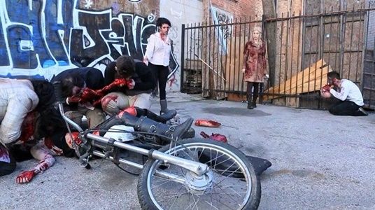 Секс с ходячими мертвецами: порно фильм для взрослых